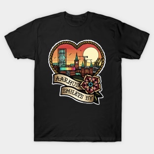 smiling city T-Shirt